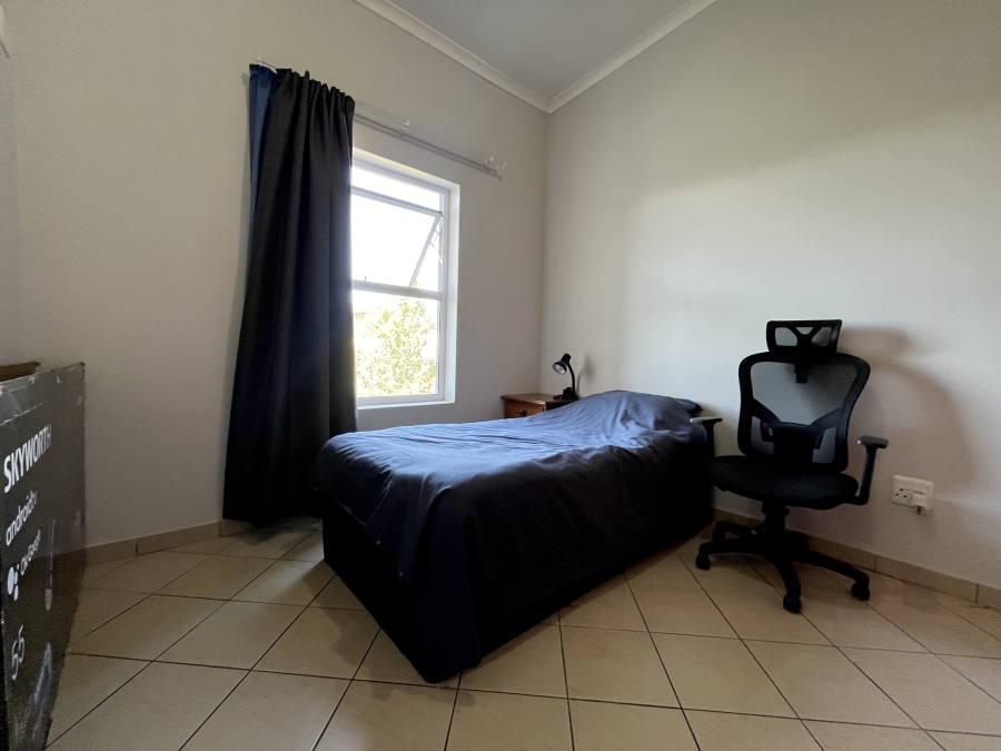 To Let 2 Bedroom Property for Rent in Buh Rein Estate Western Cape
